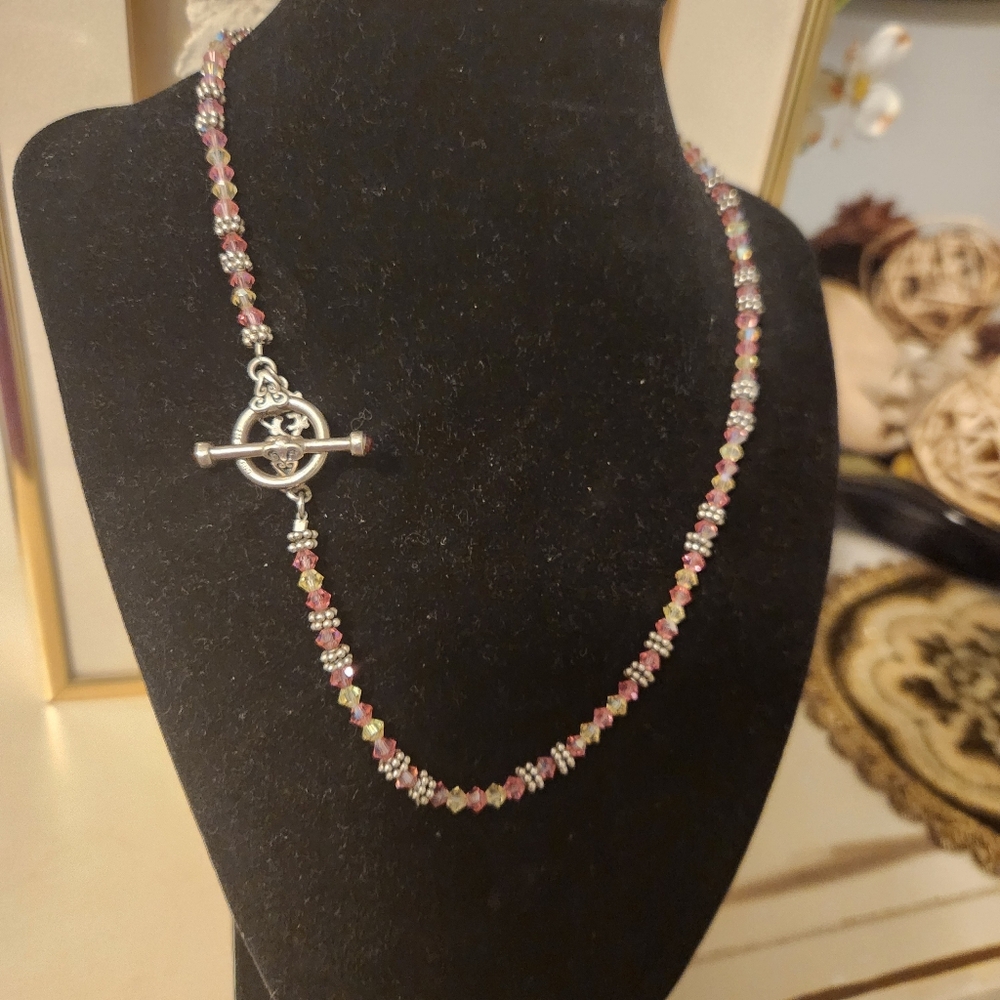 Elyse Ryan ER  Pink & white Crystals Sterling Silver Toggle Necklace, Thailand